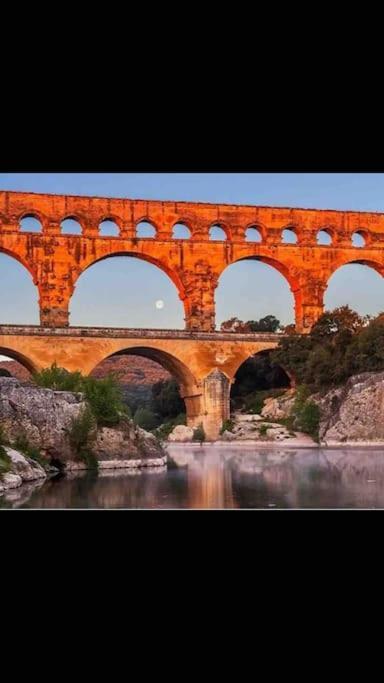L'authentique Apartment Beaucaire (Gard)